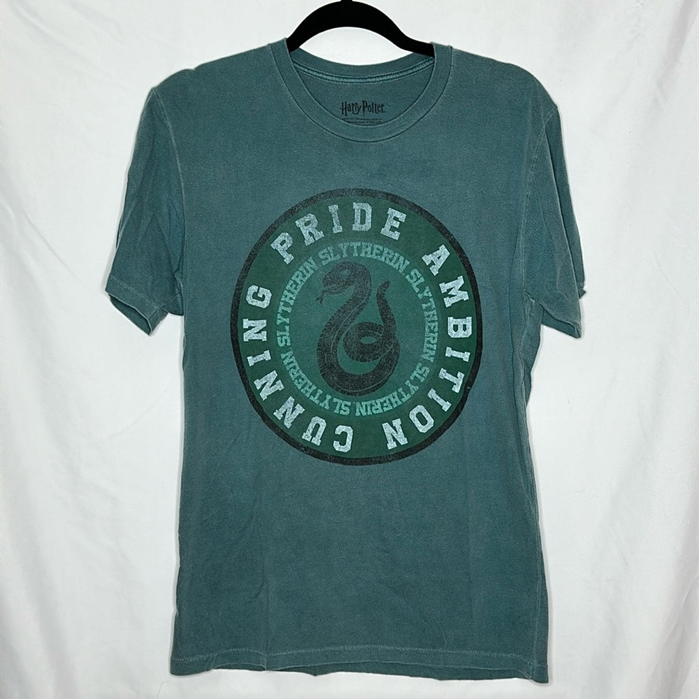 Harry Potter Slytherin Oil Wash T-Shirt Hot Topic Exclusive - Picture 2 of 5